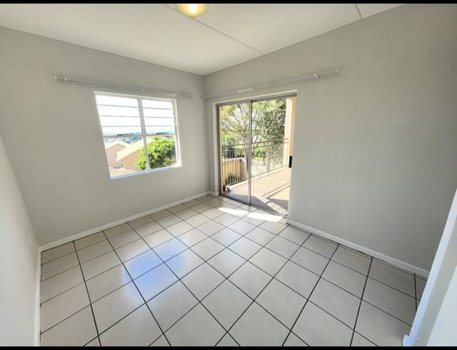 3 BEDROOM APARTMENT FOR SALE IN NORTHGATE